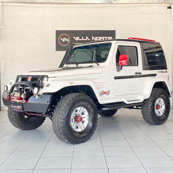 Troller T-4 4X4 3.0 TB INT. CAP. RÍGIDA DIESEL